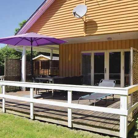 Σπίτι διακοπών Three-bedroom In *