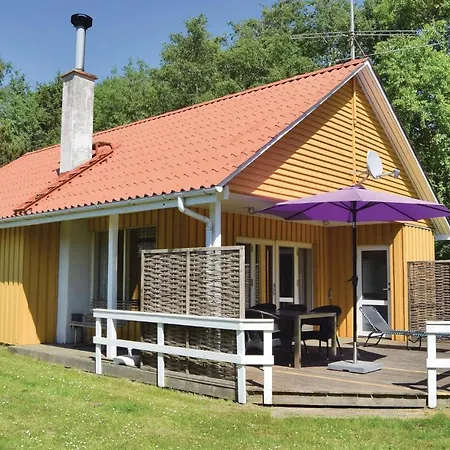 3 Bedroom Awesome In Holiday home
